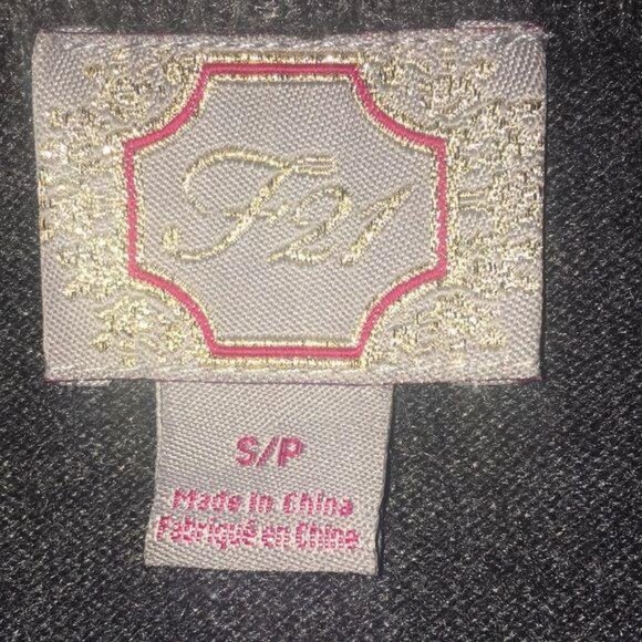 Forever 21 Pullover Sweater Size Small - Picture 3 of 4